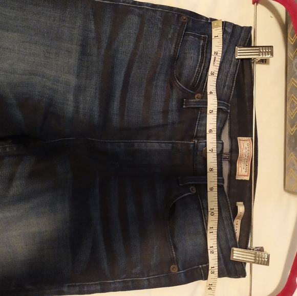 Guess jeans, dark wash, coated, skinny, mid/high rise, size 27 - Picture 4 of 5
